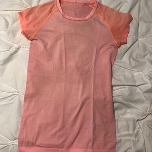 Short sleeve shirt